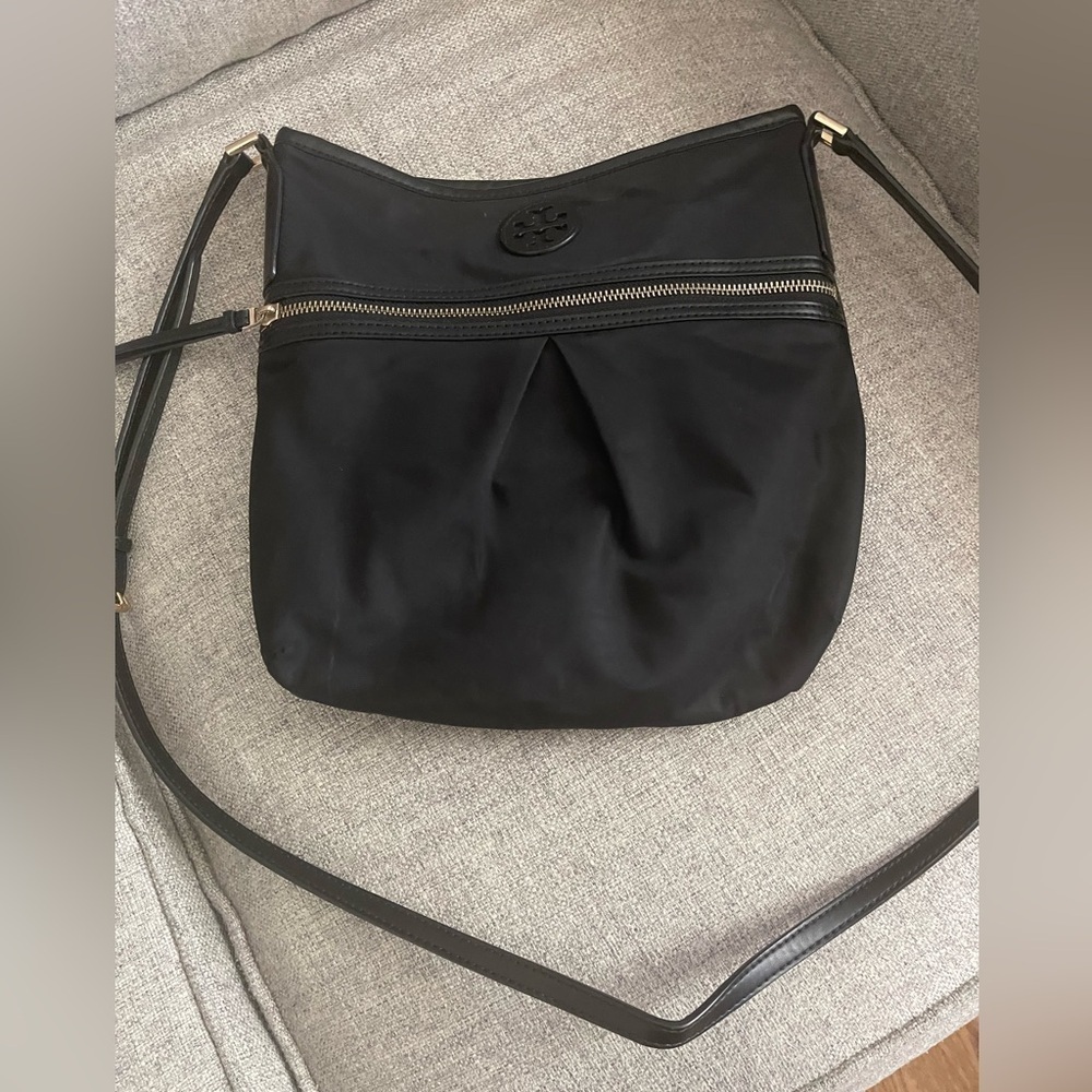 Tory Burch, cross body bag!